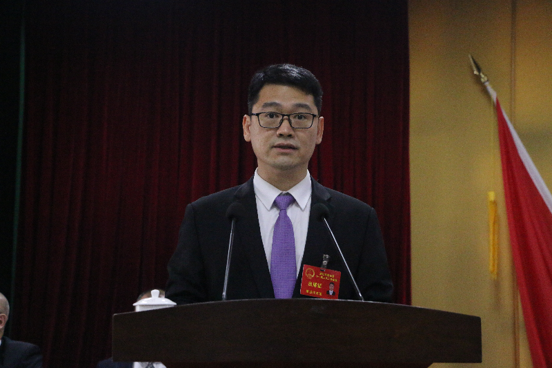 霞山区第十一届人民代表大会第二次会议隆重开幕