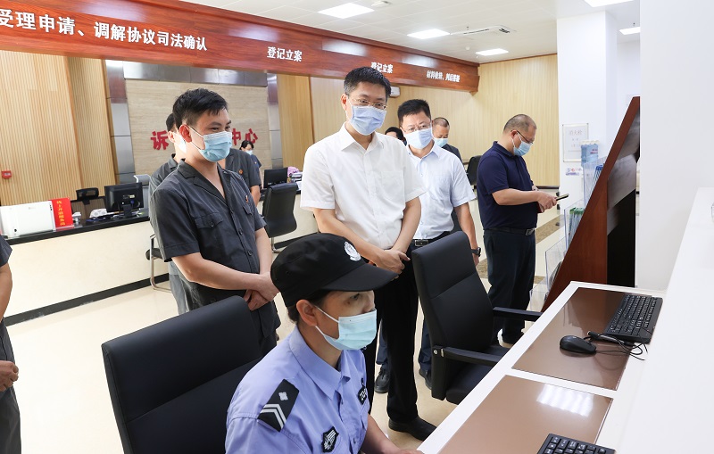 区委书记陈政到麻章法院调研指导工作