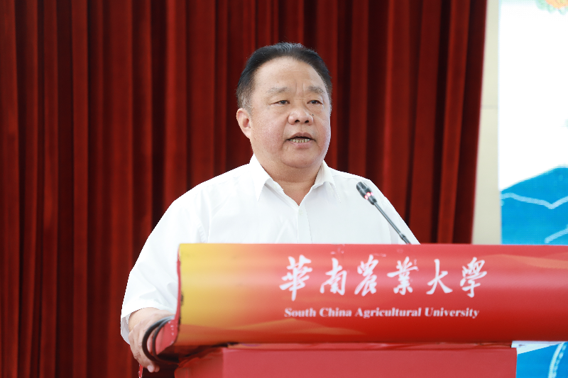 省地方志办党组成员、副主任丘洪松讲话.JPG