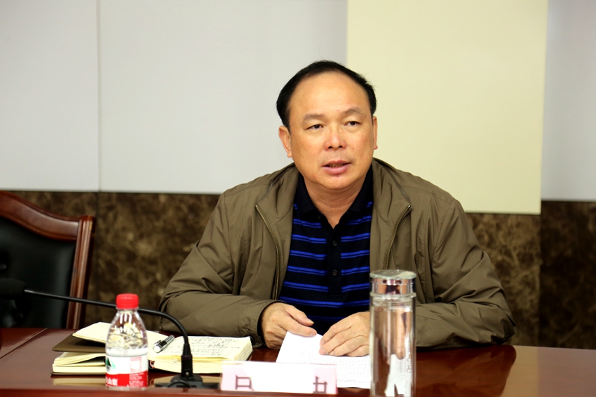 市住建局紧急召开新型肺炎疫情防控工作会议