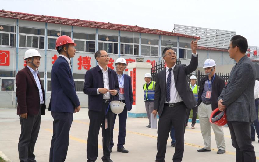 核-报道  市住房和城乡建设局开展2023年全市住房城乡建设系统“竞标争先、比学赶超”筑造精品住宅小区暨安全文明现场观摩会2.png