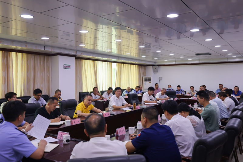 麻章区召开道路交通安全工作会议.jpg