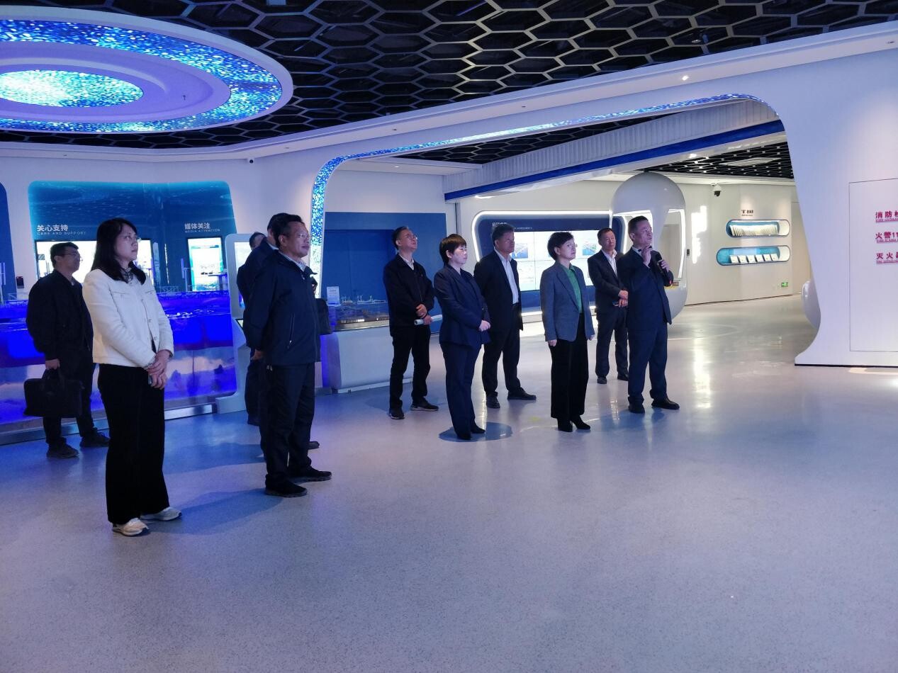 省科技厅主要领导到湛江湾实验室开展调研工作