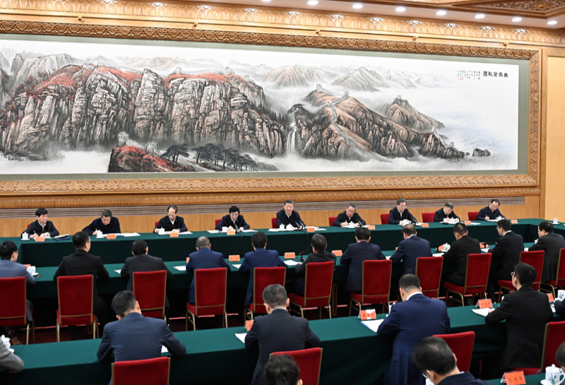 2月17日，中共中央总书记、国家主席、中央军委主席习近平在京出席民营企业座谈会并发表重要讲话。图片来源：新华网.jpg
