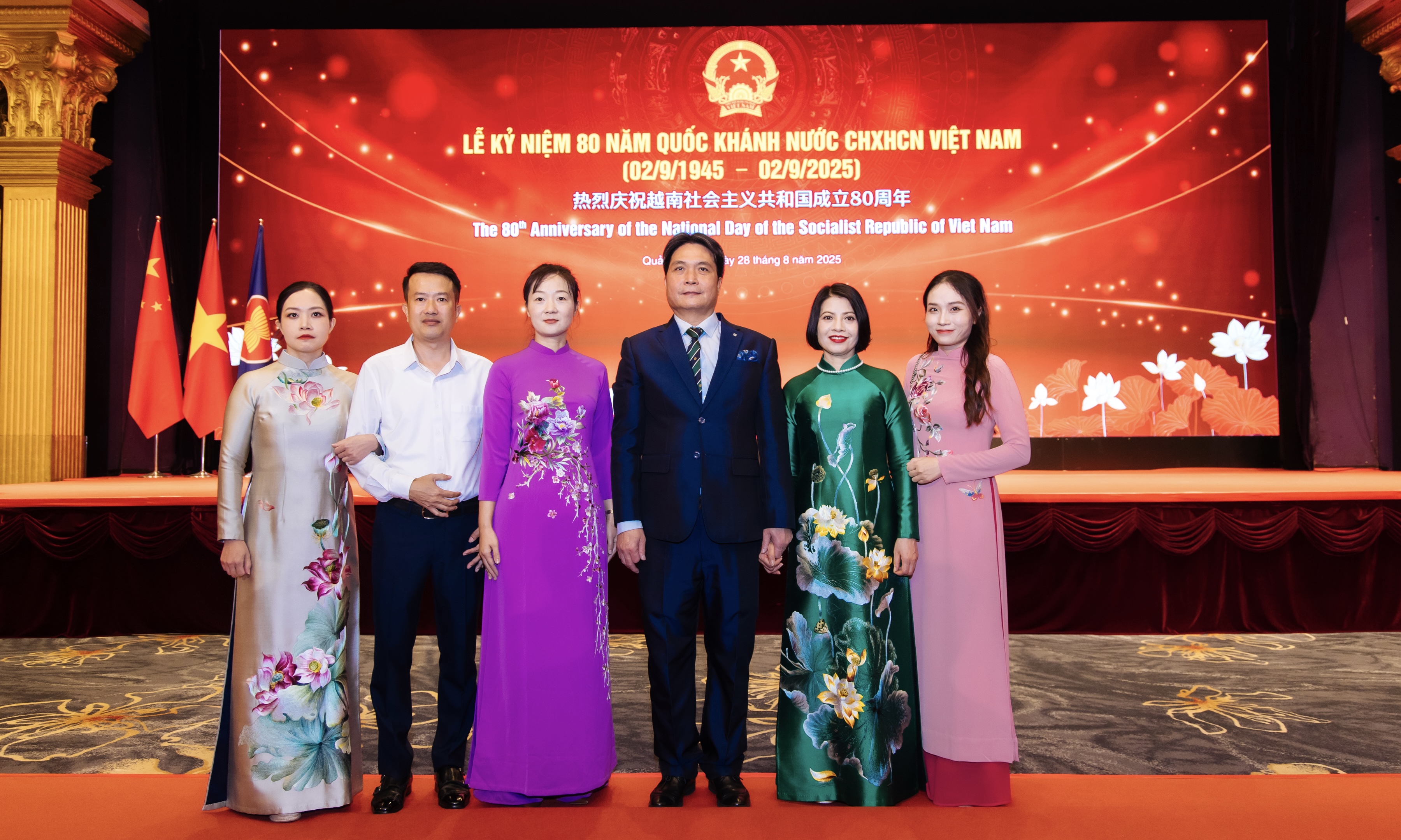 市外事局应邀出席越南国庆招待会