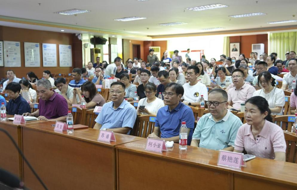 聚焦高考数学备考 共探教学提升路径.docx_1