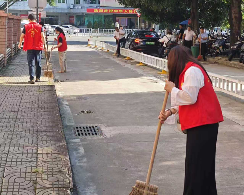 “爱国卫生日”持续发力全力守护健康家园 “爱国卫生日”持续发力全力守护健康家园