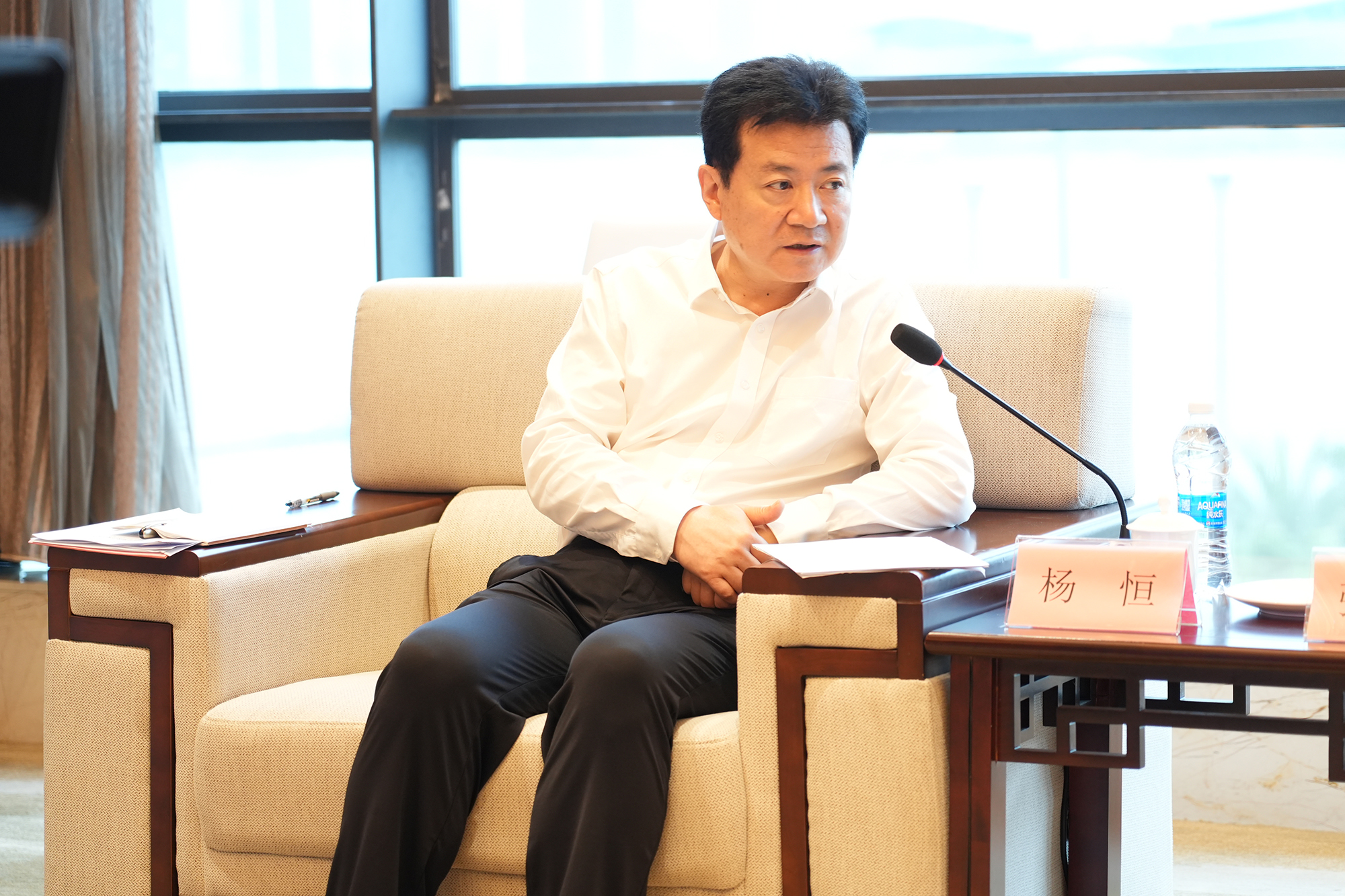 3、杨恒总经理说明本次座谈沟通主题并汇报有关工作情况.jpg