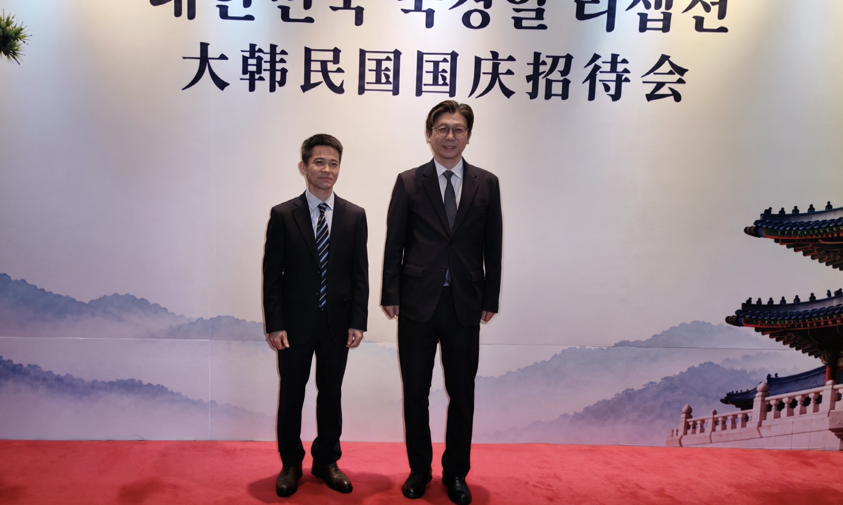 市委外办应邀出席韩国国庆招待会 市委外办应邀出席韩国国庆招待会